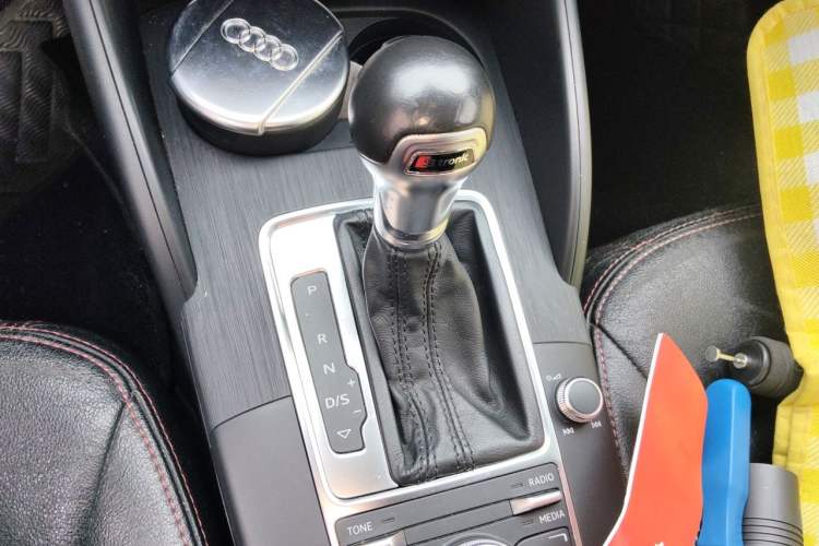 Used Audi A3 2014 Sportback 35 TFSI Automatic Style Edition Gear Lever