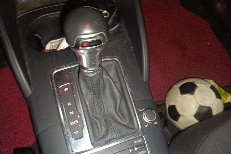 Used Audi A3 2014 Sportback 35 TFSI Automatic Ambition Edition Gear Lever
