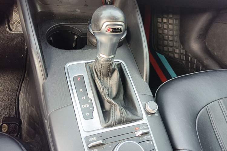 Used Audi A3 2014 Sportback 35 TFSI Automatic Ambition Edition Gear Lever
