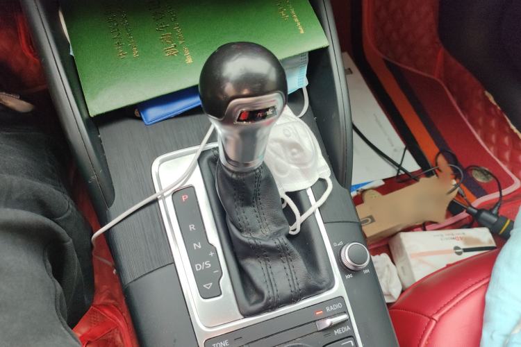 Used Audi A3 2014 Sportback 35 TFSI Automatic Comfort Model Gear Lever