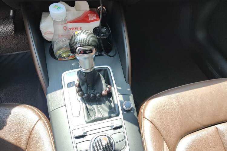 Used Audi A3 2014 Sportback 35 TFSI Automatic Comfort Model Gear Lever