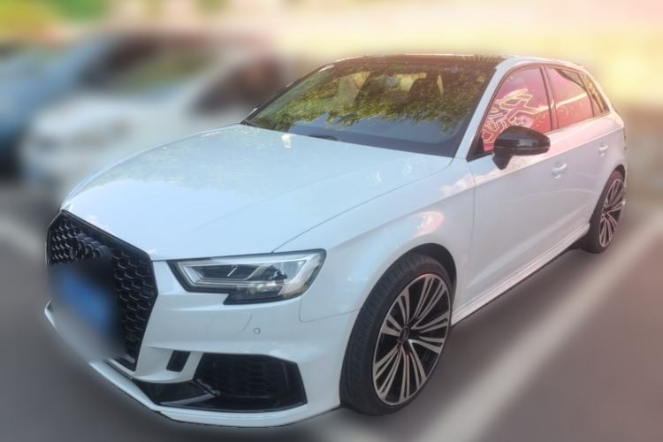 Used Audi A3 2014 Sportback 35 TFSI Automatic Comfort Model Guazi used car, China used car export, Used car for sale, Used cars, Cheapest cars for sale