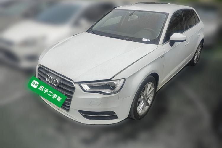 Used Audi A3 2014 Sportback 35 TFSI Automatic Ambition Edition Guazi used car, China used car export, Used car for sale, Used cars, Cheapest cars for sale