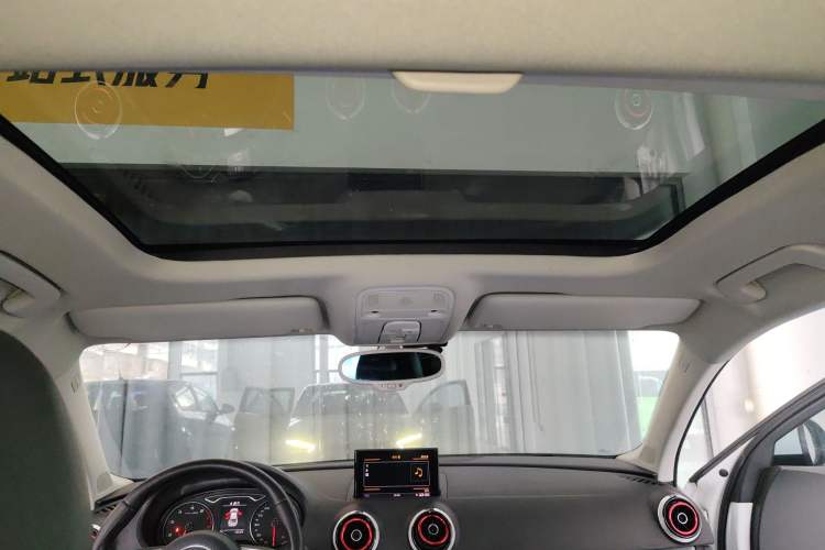 Used Audi A3 2014 Limousine 40 TFSI S line Luxury Model Headliner