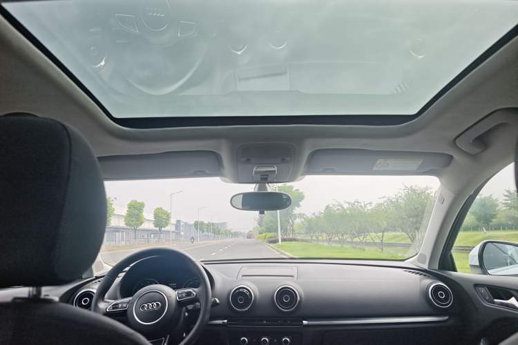 Used Audi A3 2014 Sportback 35 TFSI Automatic Style Edition Headliner