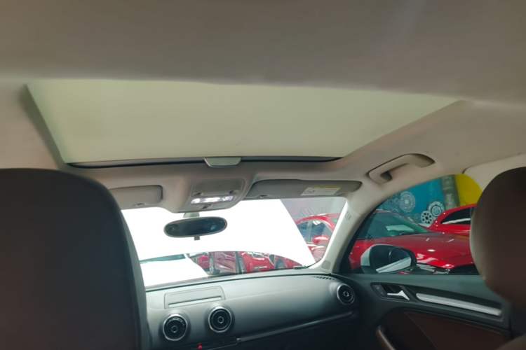 Used Audi A3 2014 Sportback 35 TFSI Automatic Comfort Model Headliner