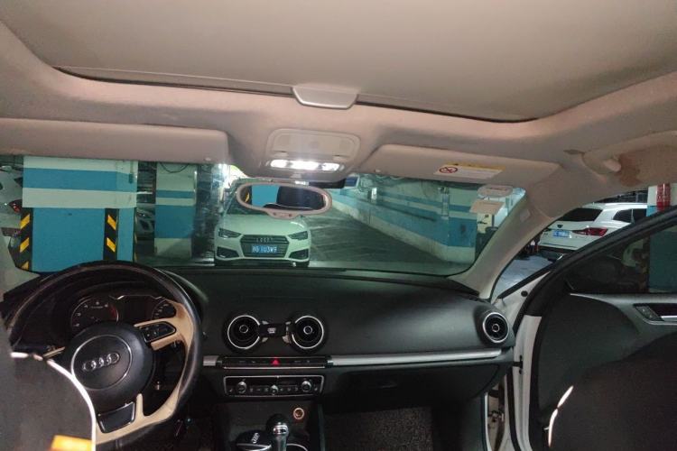 Used Audi A3 2014 Limousine 35 TFSI Automatic Luxury Model Headliner