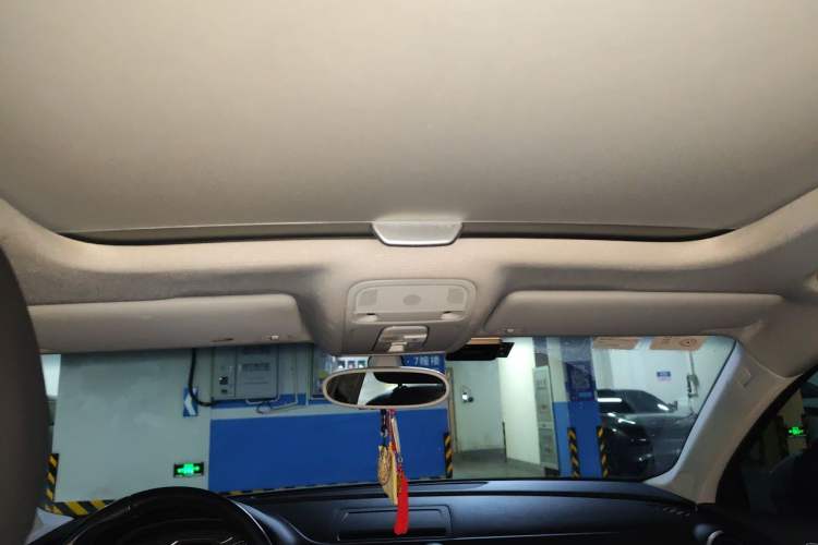 Used Audi A3 2014 Limousine 40 TFSI S line Comfort Model Headliner