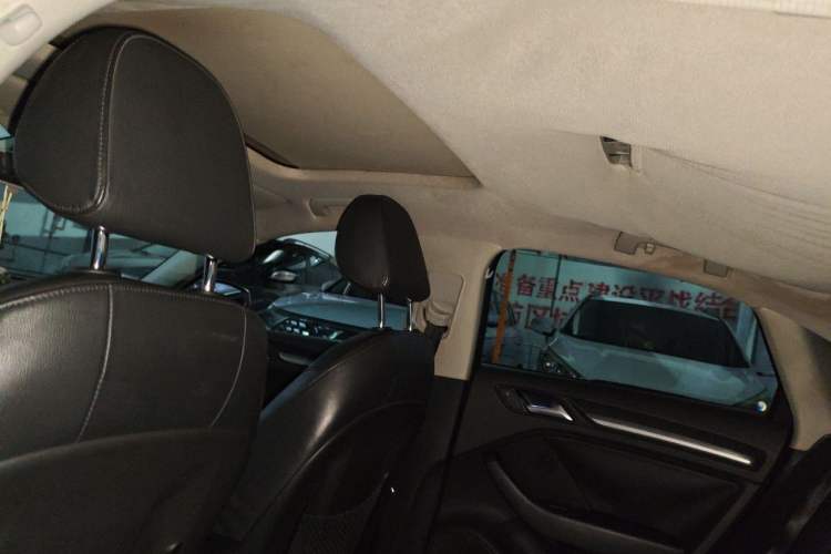 Used Audi A3 2014 Limousine 35 TFSI Automatic Comfort Model Headliner