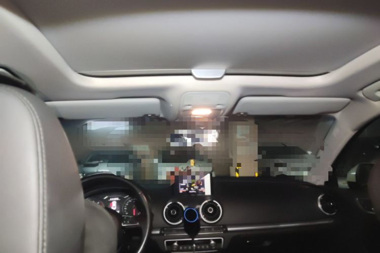 Used Audi A3 2014 Limousine 40 TFSI S line Comfort Model Headliner