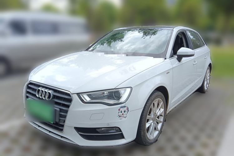 Used Audi A3 2014 Sportback 35 TFSI Automatic Comfort Model Guazi used car, China used car export, Used car for sale, Used cars, Cheapest cars for sale