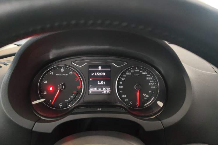 Used Audi A3 2014 Limousine 40 TFSI S line Luxury Model Instrument Cluster