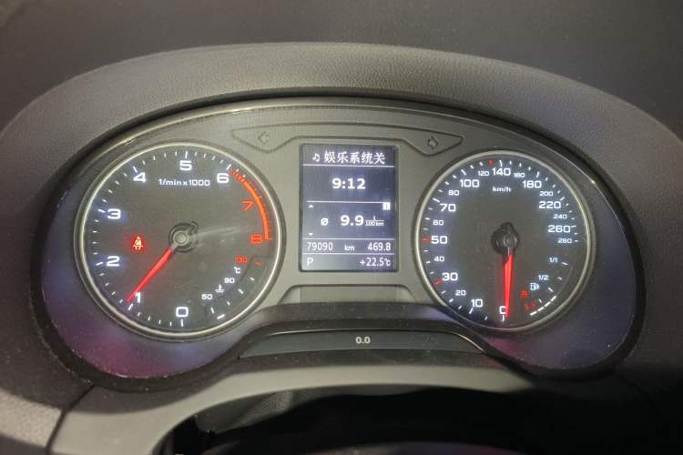 Used Audi A3 2014 Limousine 35 TFSI Automatic Comfort Model Instrument Cluster