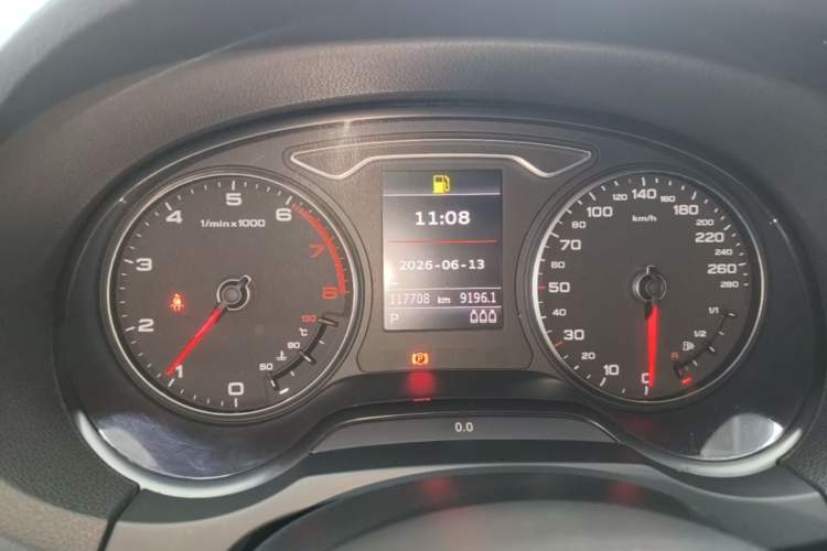Used Audi A3 2014 Limousine 40 TFSI S line Comfort Model Instrument Cluster