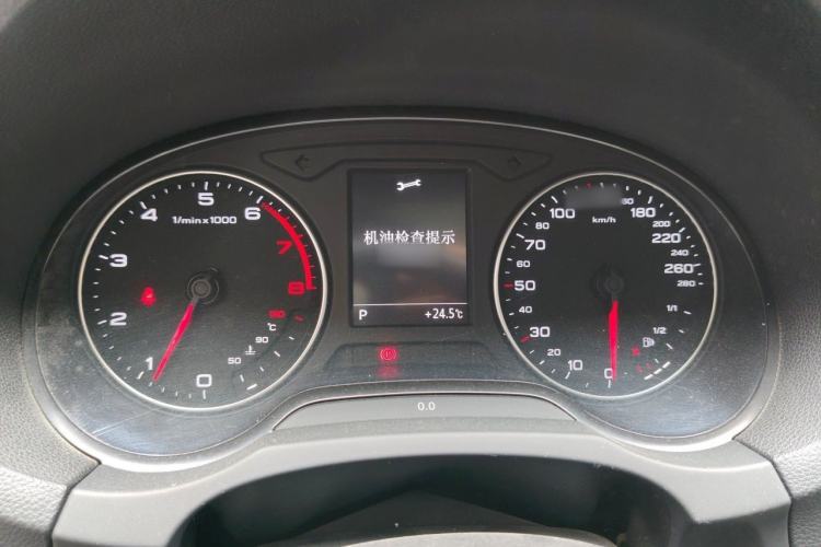 Used Audi A3 2014 Limousine 35 TFSI Automatic Comfort Model Instrument Cluster