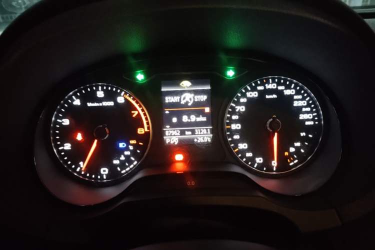 Used Audi A3 2014 Limousine 40 TFSI S line Comfort Model Instrument Cluster