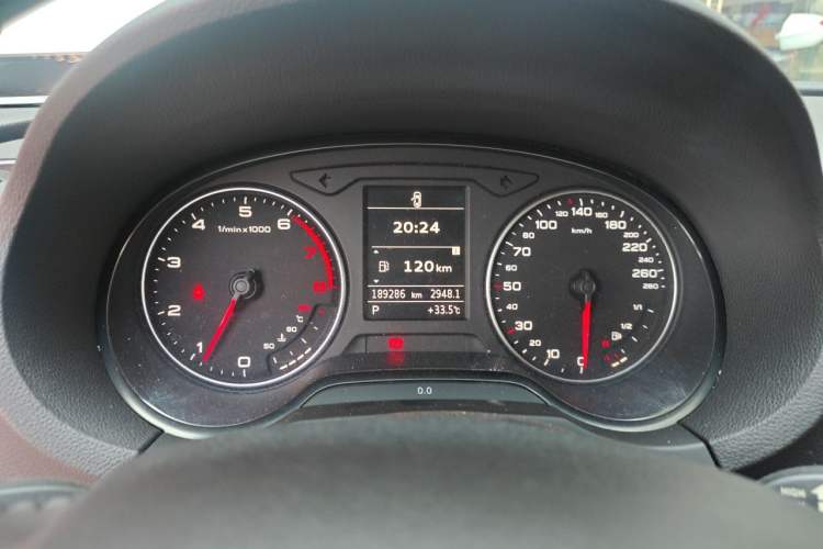 Used Audi A3 2014 Limousine 35 TFSI Automatic Advanced Model Instrument Cluster