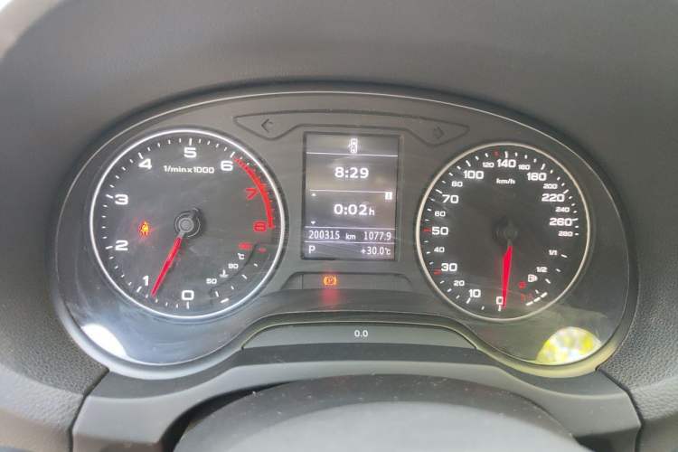 Used Audi A3 2014 Limousine 35 TFSI Automatic Comfort Model Instrument Cluster