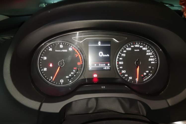 Used Audi A3 2014 Limousine 40 TFSI S line Comfort Model Instrument Cluster