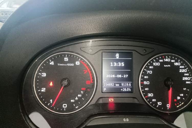 Used Audi A3 2014 Limousine 35 TFSI Automatic Comfort Model Instrument Cluster