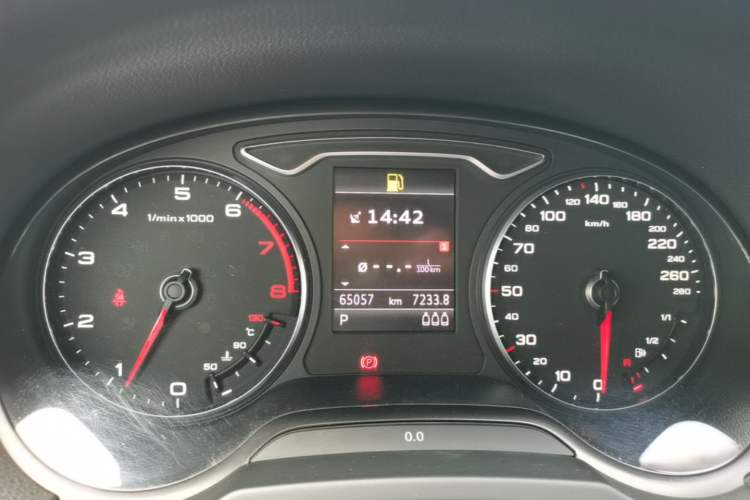 Used Audi A3 2014 Limousine 40 TFSI S line Luxury Model Instrument Cluster