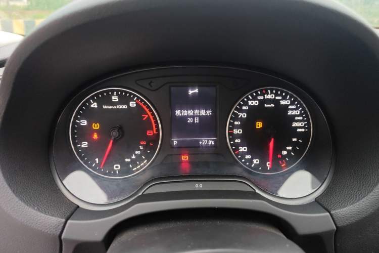 Used Audi A3 2014 Limousine 35 TFSI Automatic Comfort Model Instrument Cluster