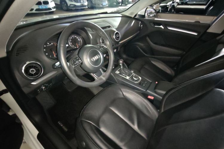 Used Audi A3 2014 Sportback 35 TFSI Automatic Style Edition Interior 1