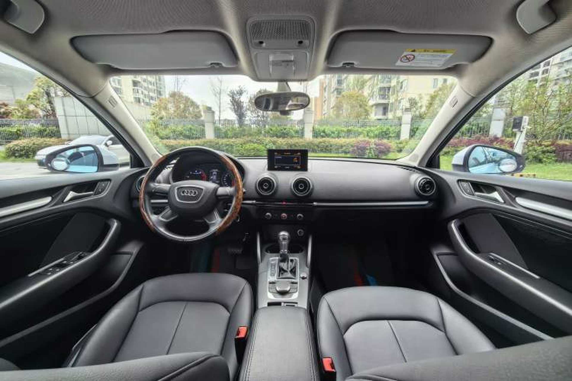 Used Audi A3 2014 Sportback 35 TFSI Automatic Ambition Edition Interior 10