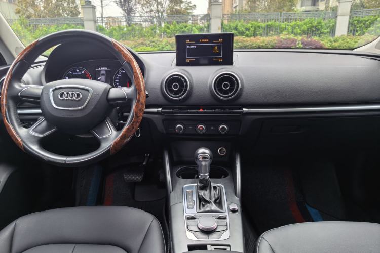 Used Audi A3 2014 Sportback 35 TFSI Automatic Ambition Edition Interior 12