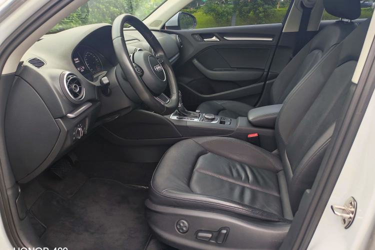 Used Audi A3 2014 Sportback 35 TFSI Automatic Comfort Model Interior 2