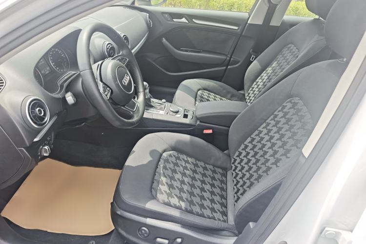 Used Audi A3 2014 Sportback 35 TFSI Automatic Style Edition Interior 2