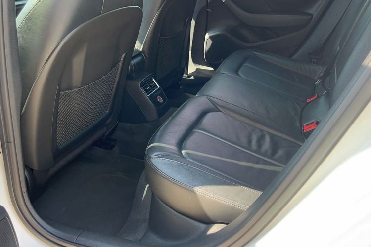 Used Audi A3 2014 Limousine 35 TFSI Automatic Comfort Model Interior 2
