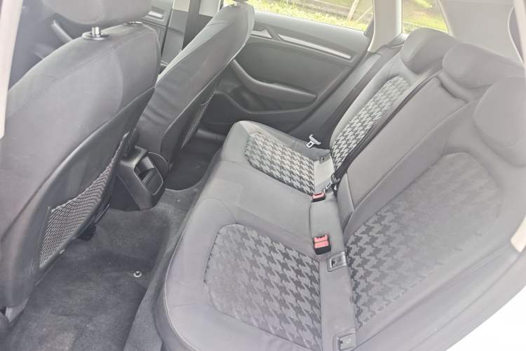 Used Audi A3 2014 Sportback 35 TFSI Automatic Style Edition Interior 3
