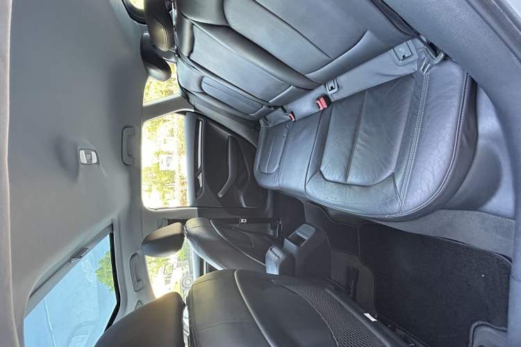 Used Audi A3 2014 Sportback 35 TFSI Automatic Style Edition Interior 4