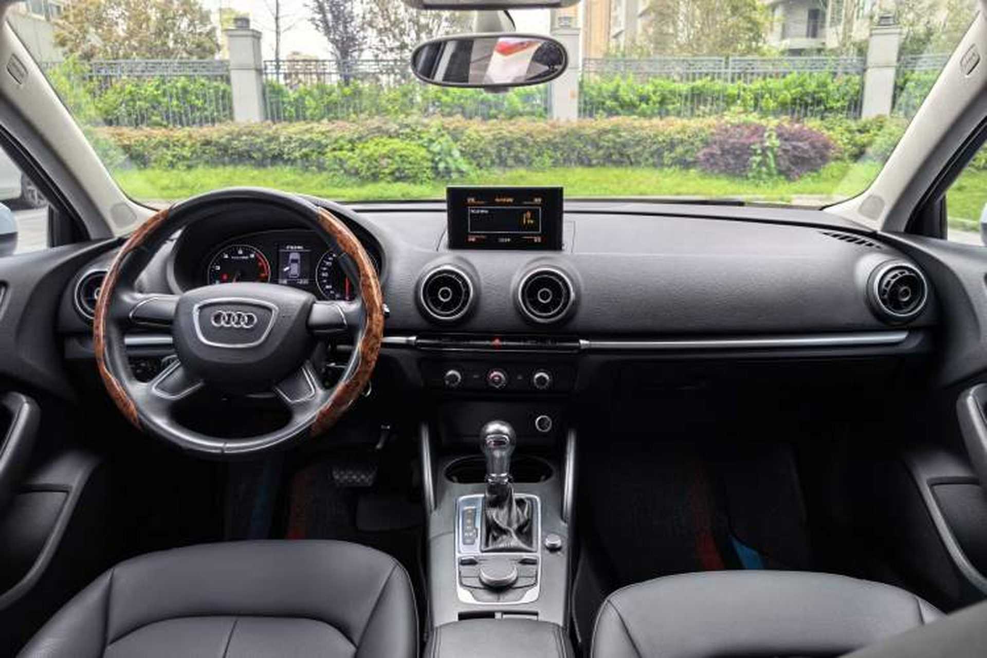 Used Audi A3 2014 Sportback 35 TFSI Automatic Ambition Edition Interior 9