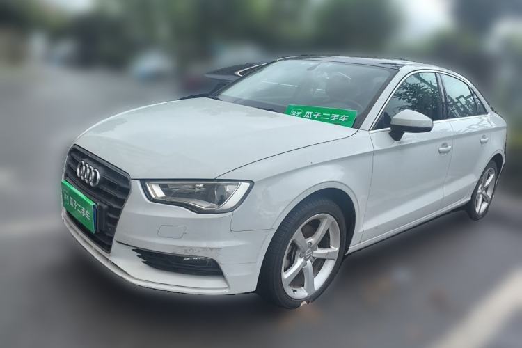 Used Audi A3 2014 Limousine 35 TFSI Automatic Comfort Model Guazi used car, China used car export, Used car for sale, Used cars, Cheapest cars for sale