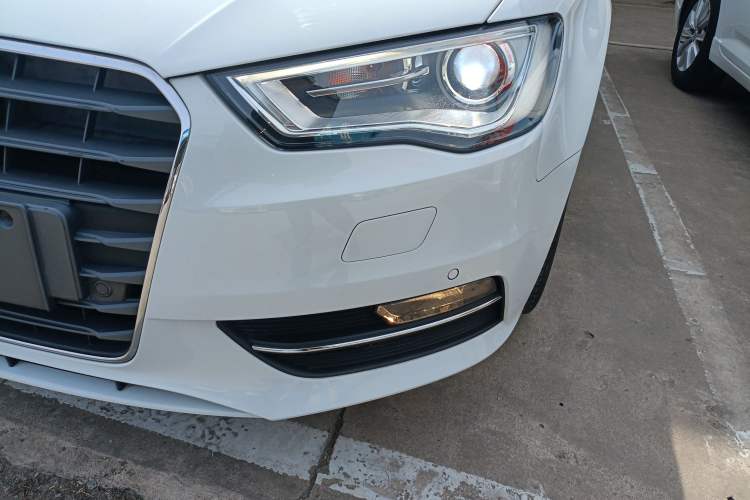 Used Audi A3 2014 Sportback 35 TFSI Automatic Comfort Model Left Front Headlight