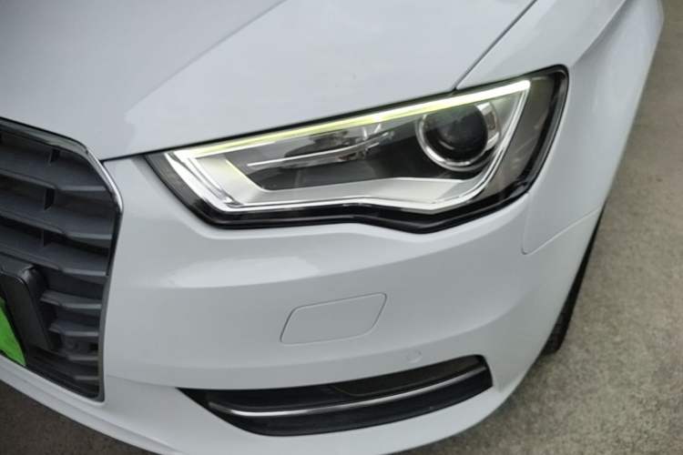Used Audi A3 2014 Sportback 35 TFSI Automatic Comfort Model Left Front Headlight