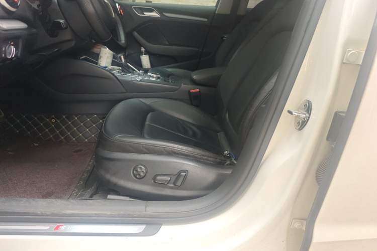 Used Audi A3 2014 Sportback 40 TFSI S line Luxury Model Left Front Seat