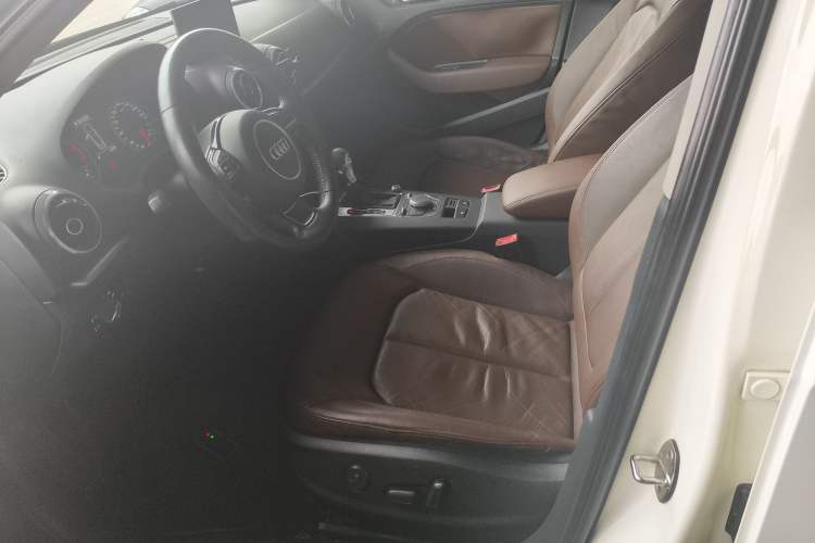 Used Audi A3 2014 Sportback 35 TFSI Automatic Comfort Model Left Front Seat