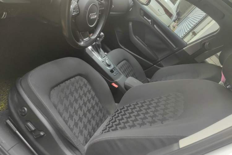 Used Audi A3 2014 Sportback 35 TFSI Automatic Style Edition Left Front Seat