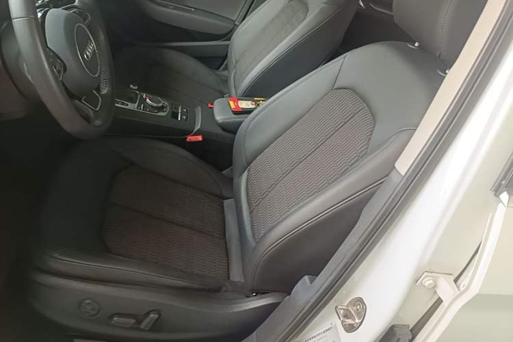 Used Audi A3 2014 Limousine 40 TFSI S line Comfort Model Left Front Seat