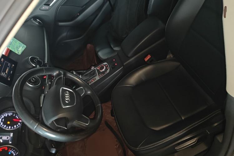 Used Audi A3 2014 Limousine 35 TFSI Automatic Advanced Model Left Front Seat
