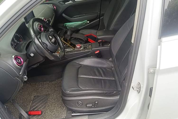 Used Audi A3 2014 Limousine 35 TFSI Automatic Comfort Model Left Front Seat