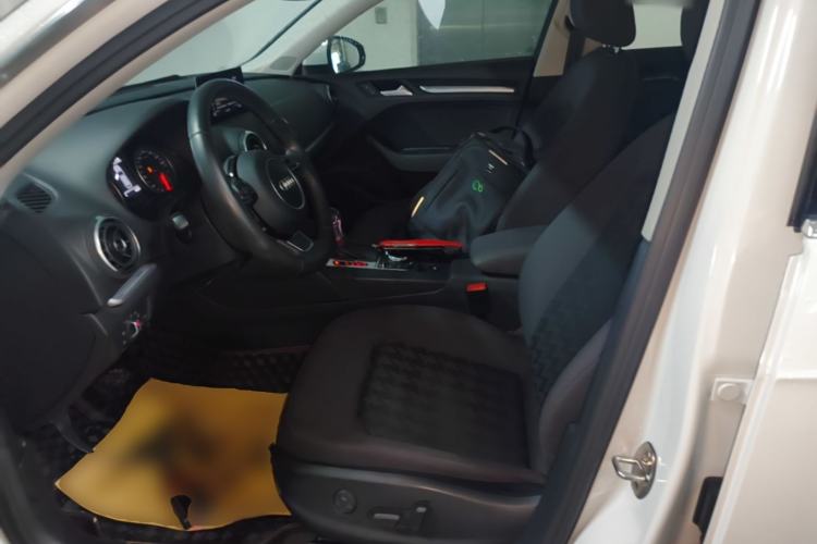 Used Audi A3 2014 Sportback 35 TFSI Automatic Style Edition Left Front Seat