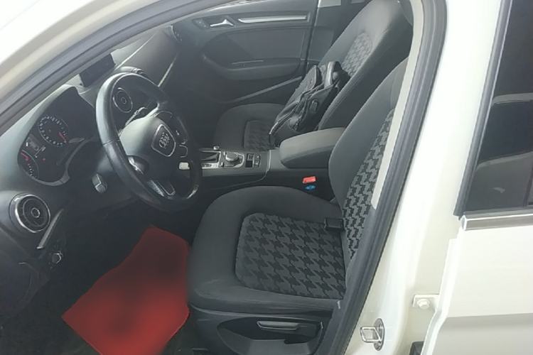 Used Audi A3 2014 Limousine 35 TFSI Automatic Advanced Model Left Front Seat