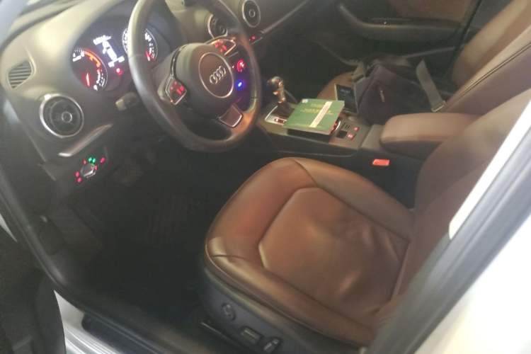 Used Audi A3 2014 Sportback 35 TFSI Automatic Style Edition Left Front Seat