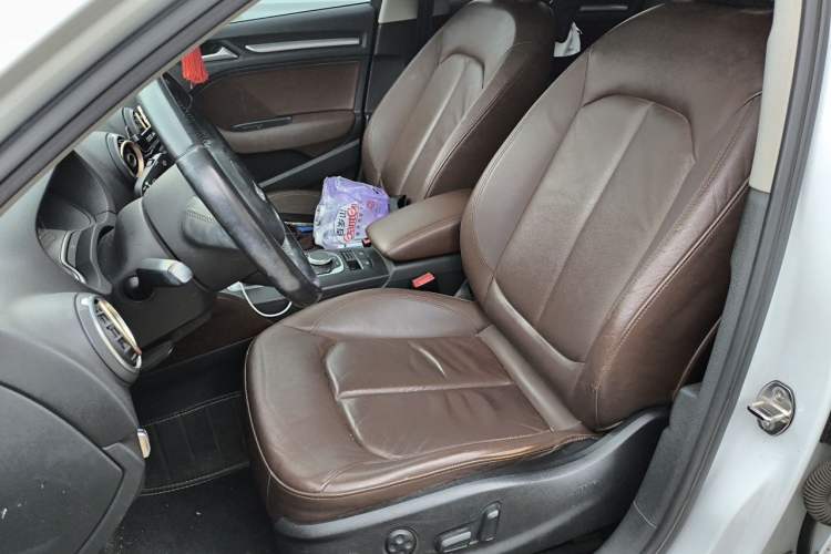 Used Audi A3 2014 Limousine 35 TFSI Automatic Comfort Model Left Front Seat