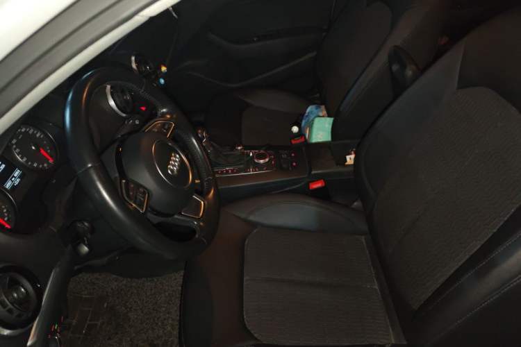 Used Audi A3 2014 Limousine 40 TFSI S line Comfort Model Left Front Seat