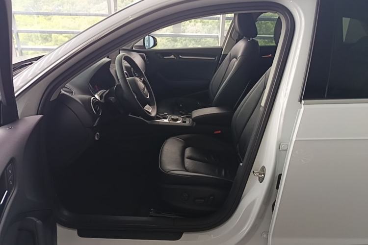 Used Audi A3 2014 Sportback 35 TFSI Automatic Style Edition Left Front Seat